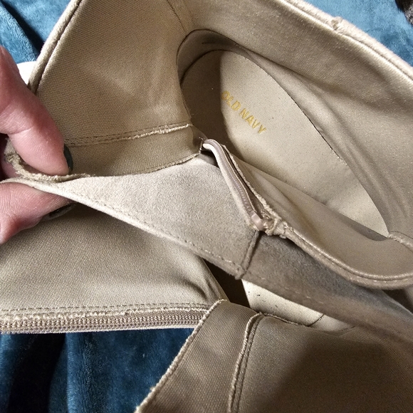 3/$25 Old Navy Taupe Suede Booties size 10 - Picture 5 of 6